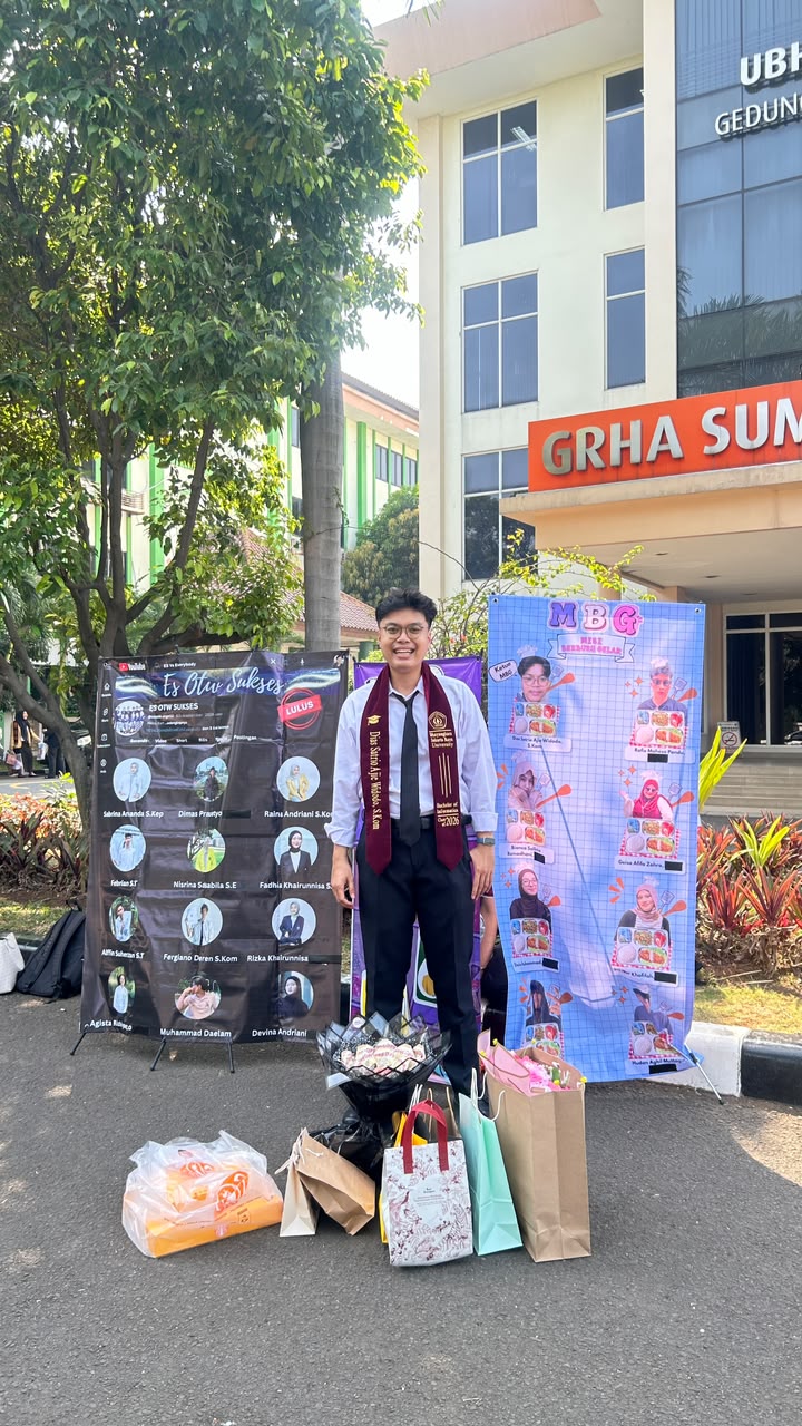 Graduation photo of Dias Satrio Ajie Widodo